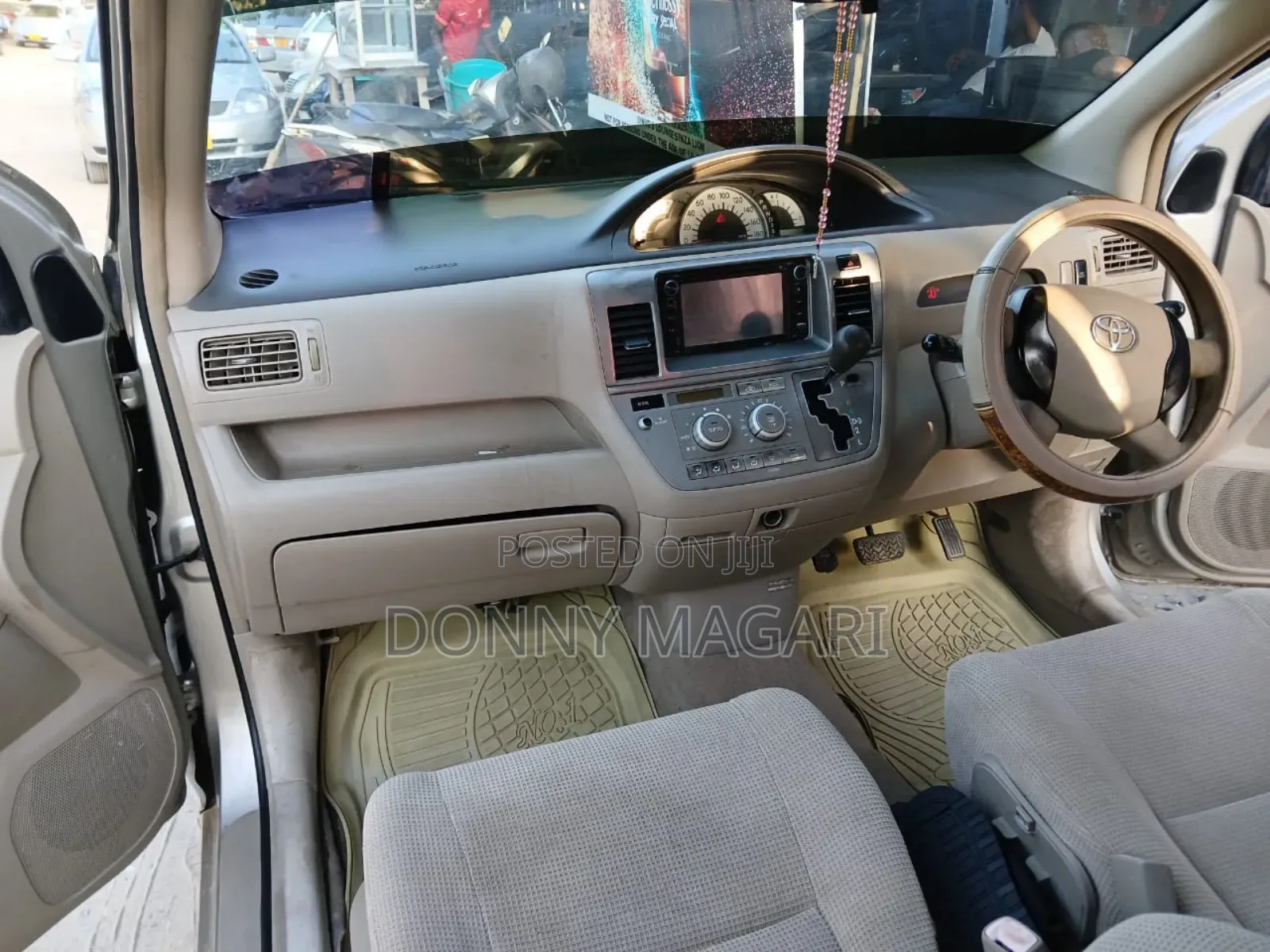 Toyota Raum 1.5 AWD 2005 Silver