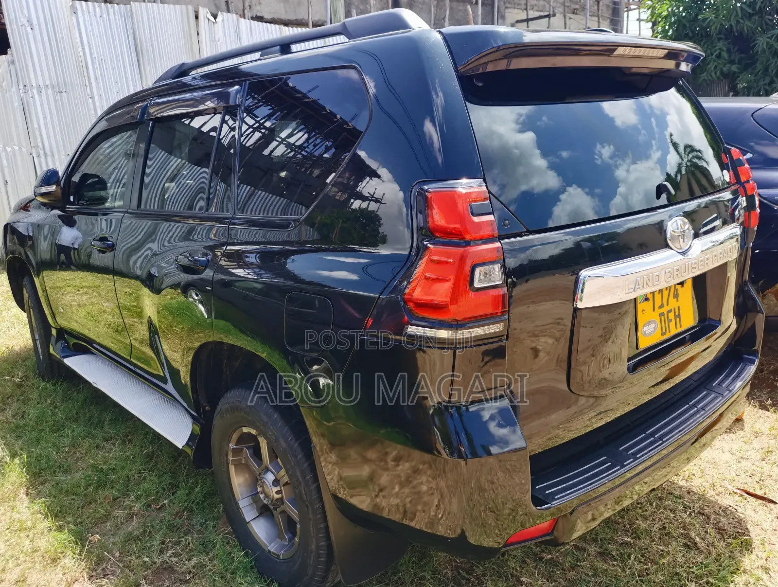 Toyota Land Cruiser Prado 4.0 Petrol TX 2013 Black