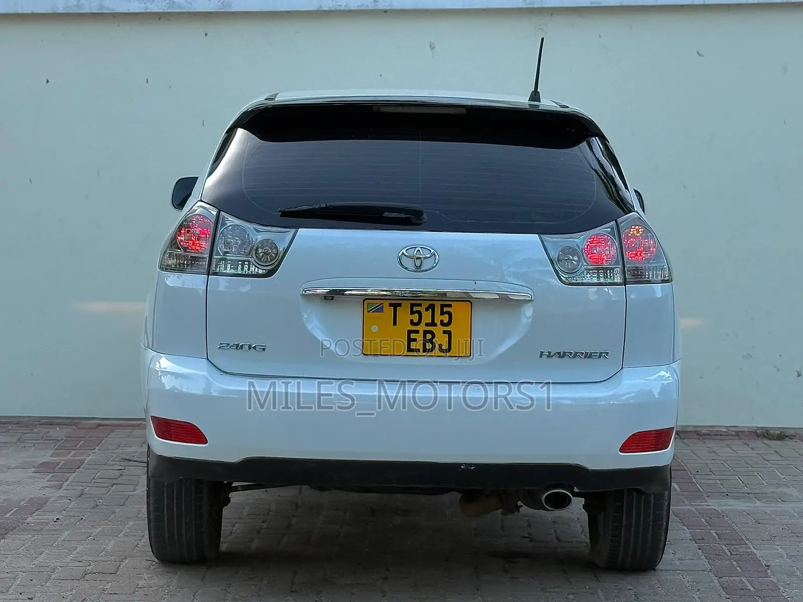 Toyota Harrier 2007 White