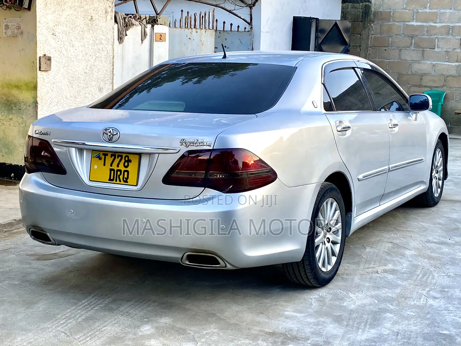 Toyota Crown 2009 Silver