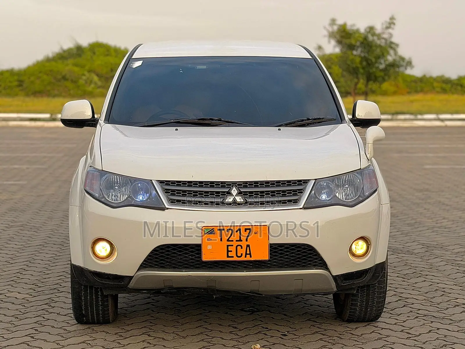 Mitsubishi Outlander 2006 White