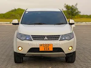 Mitsubishi Outlander 2006 White