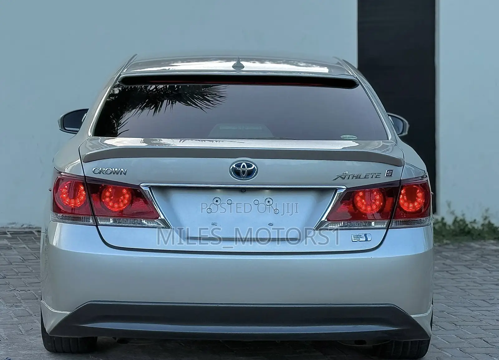 Toyota Crown 2014 Gold