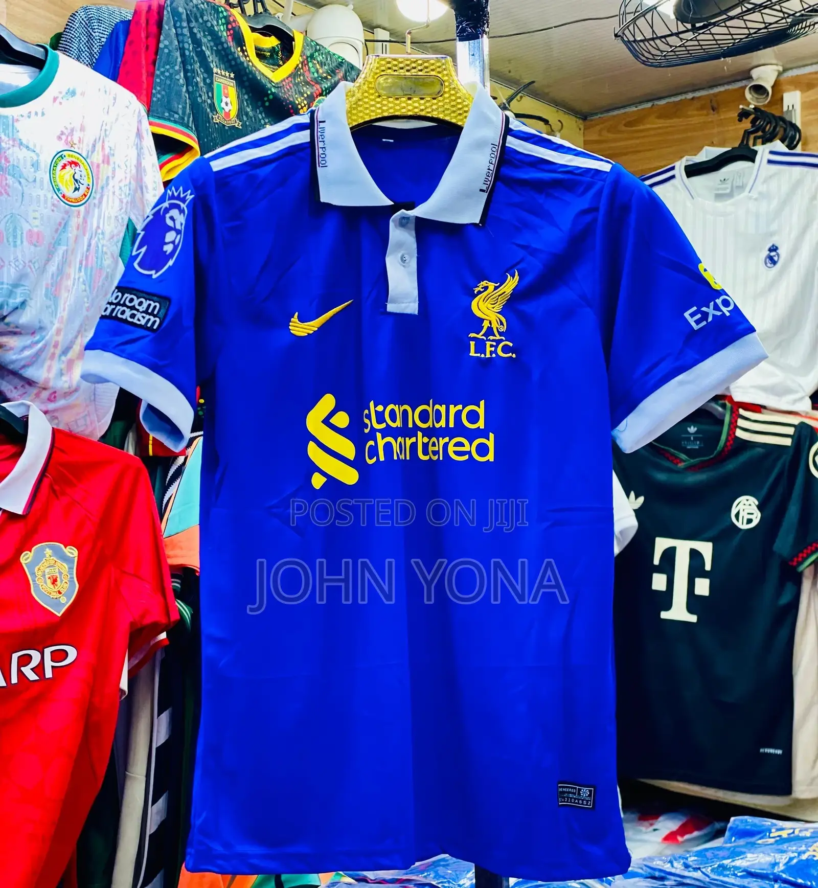 Liverpool Fc Football Jersey Blue With a White Collar