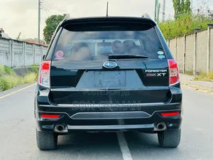 Subaru Forester 2010 Black