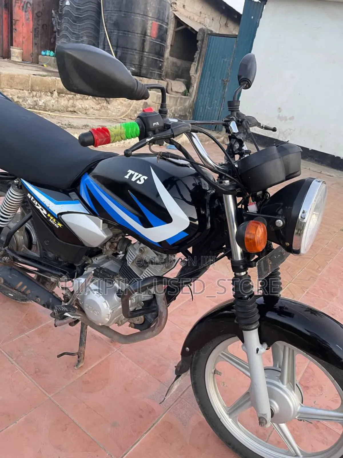 TVS HLX 125 2024 Black