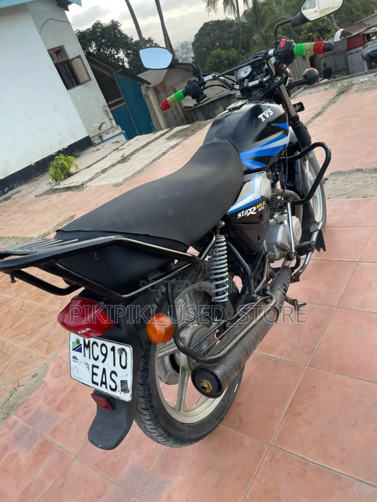 TVS HLX 125 2024 Black