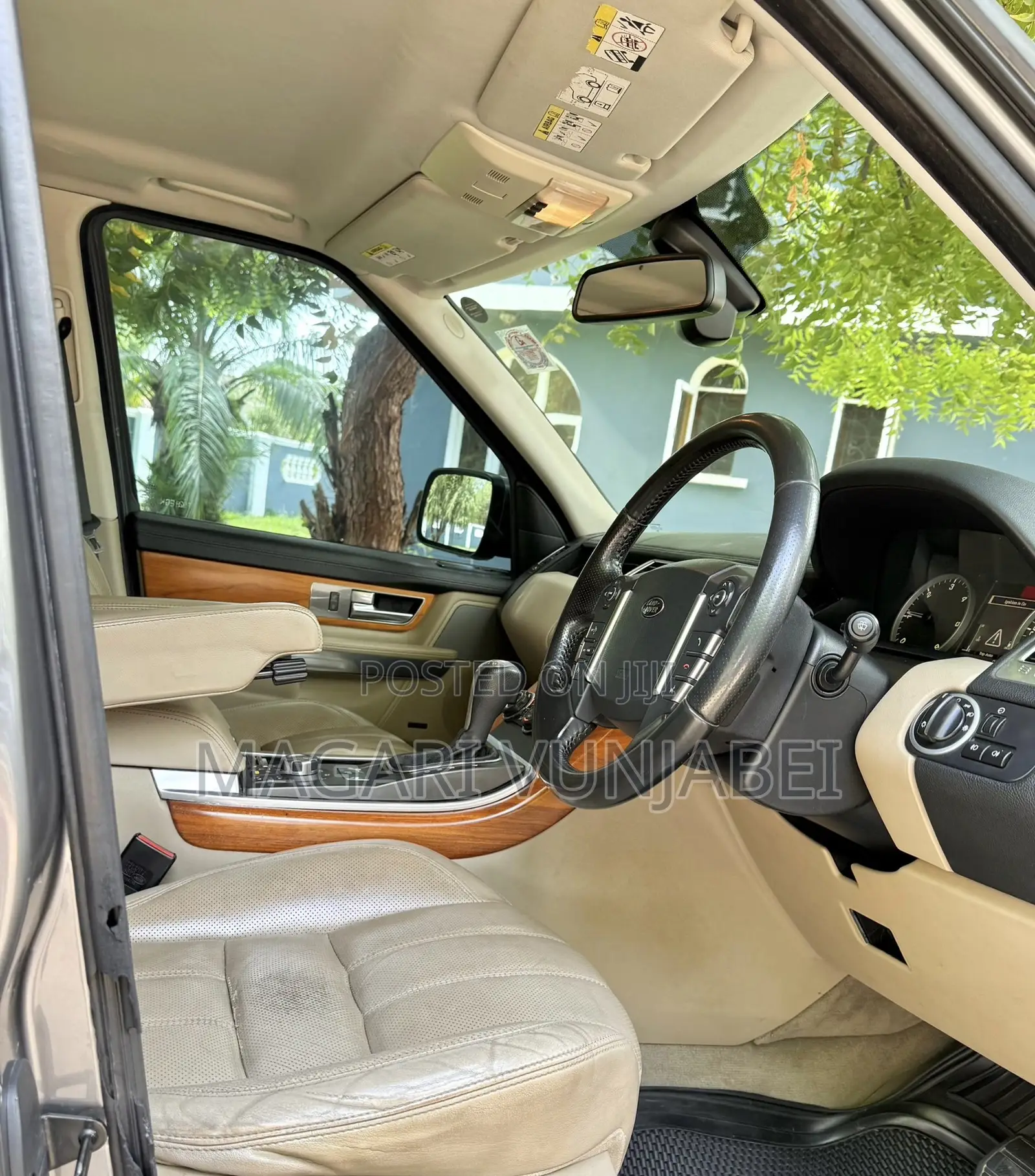 Land Rover Range Rover Sport 2010 Gray
