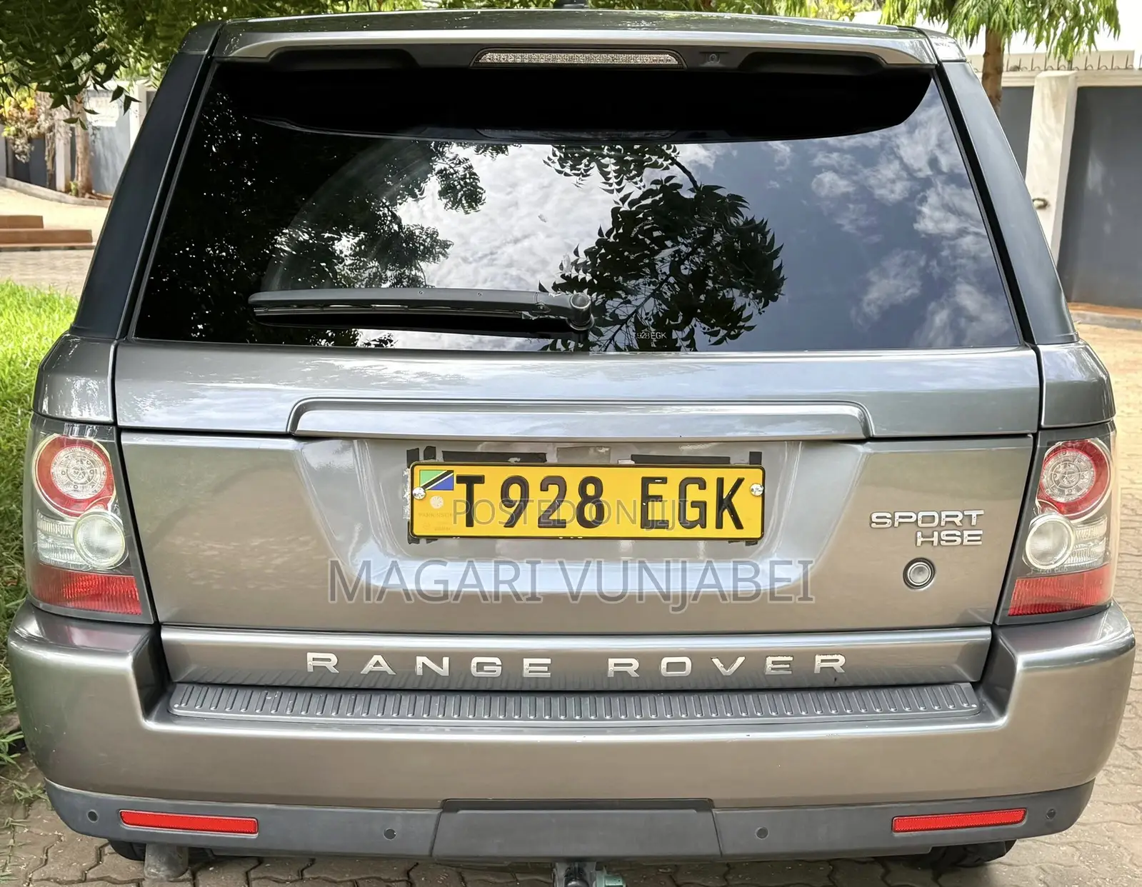 Land Rover Range Rover Sport 2010 Gray