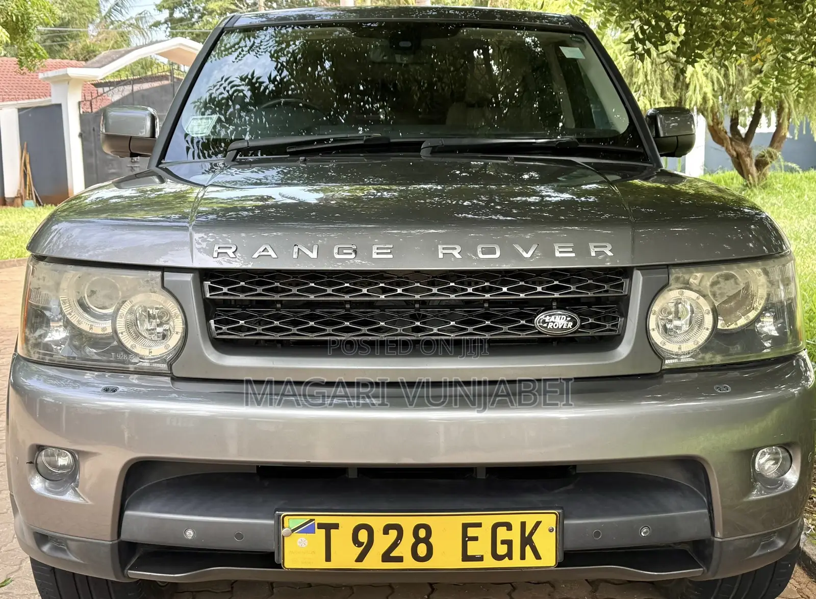 Land Rover Range Rover Sport 2010 Gray