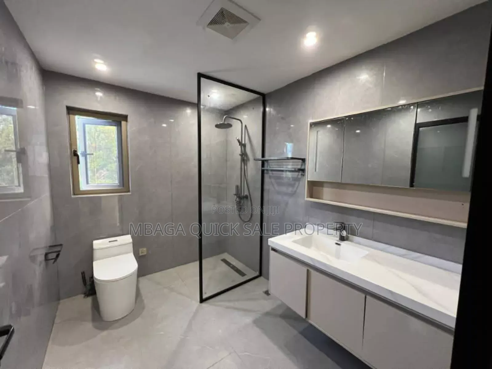 5bdrm House in Oyster Bay for rent