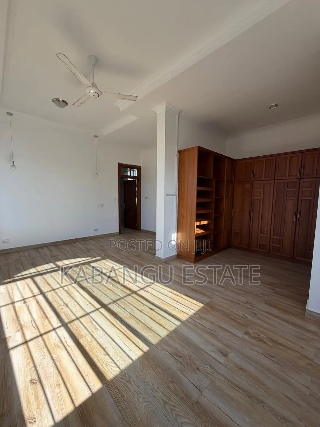 Furnished 4bdrm Villa in Oysterbay for rent
