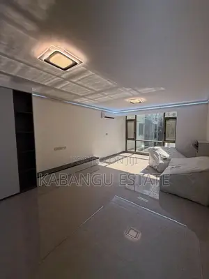 3bdrm Apartment in Oysterbay for sale