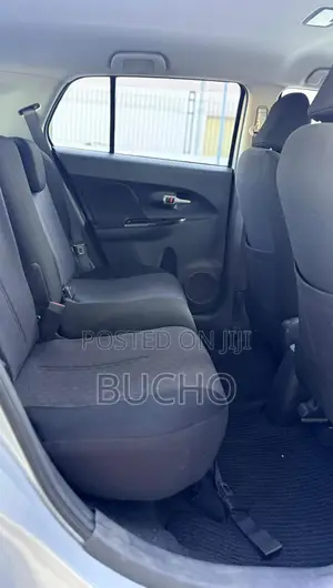 Toyota IST 2008 Silver