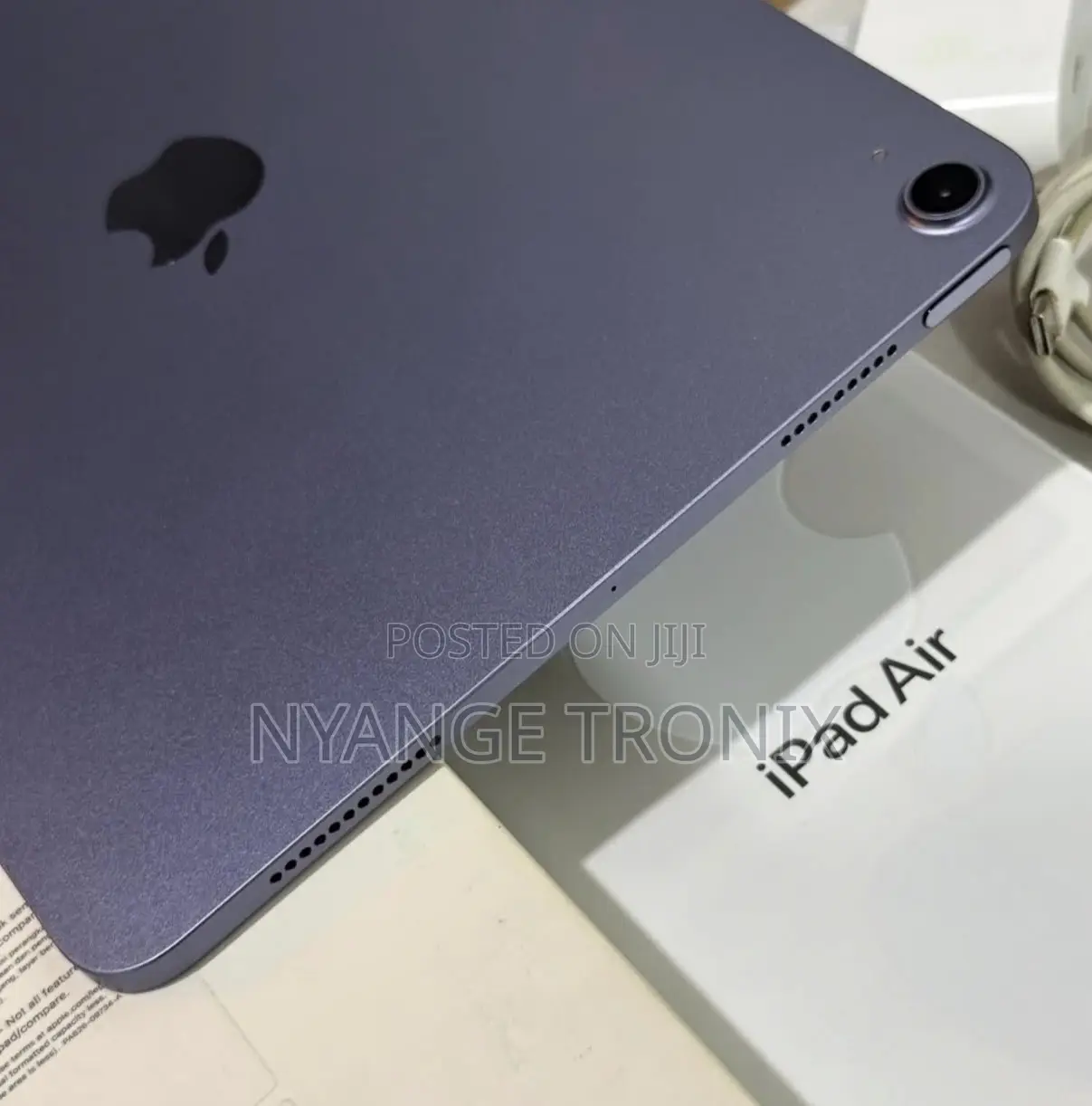 New Apple iPad 5 (2022) 64 GB Silver