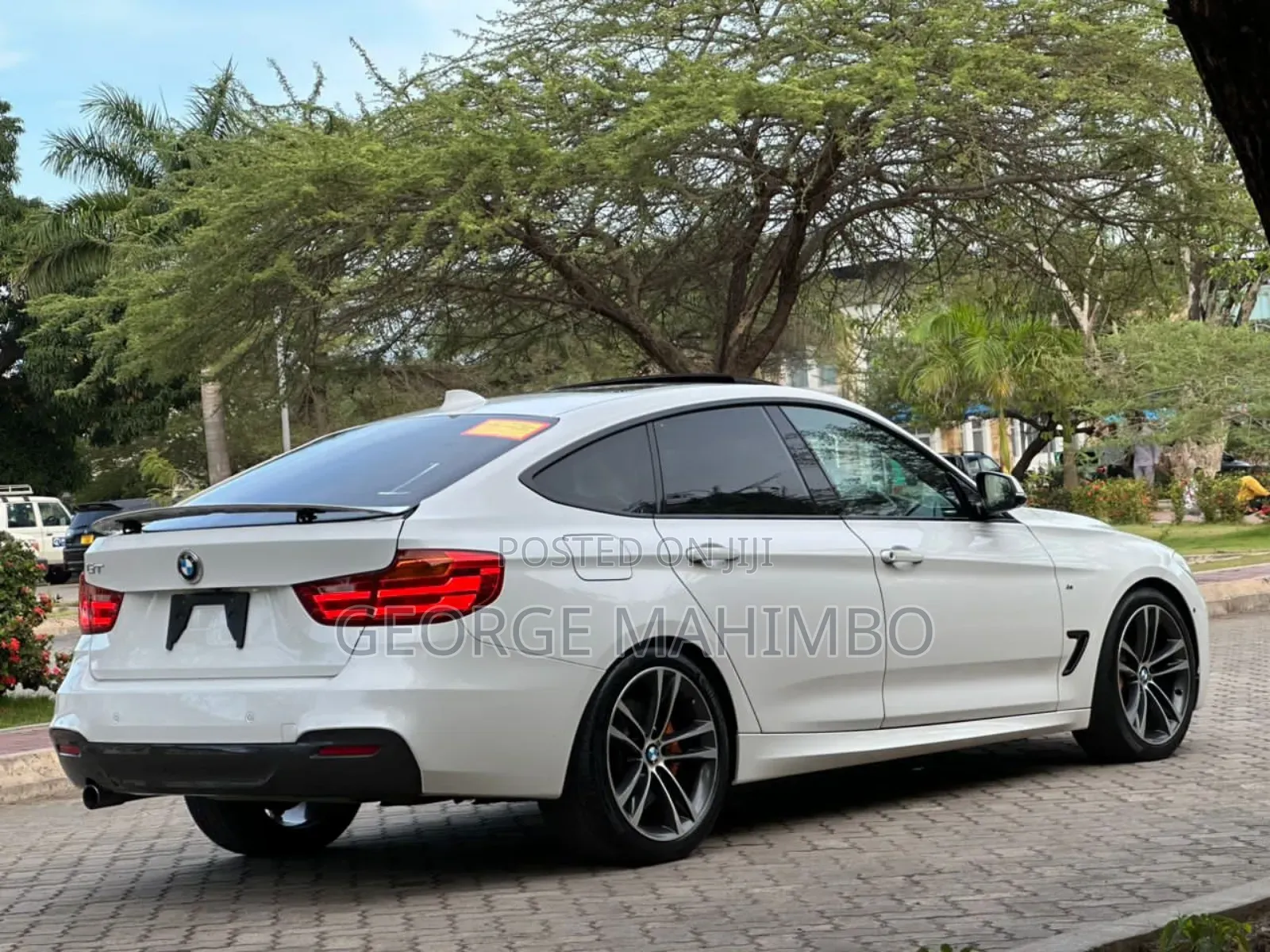 BMW 3 Series 2013 White