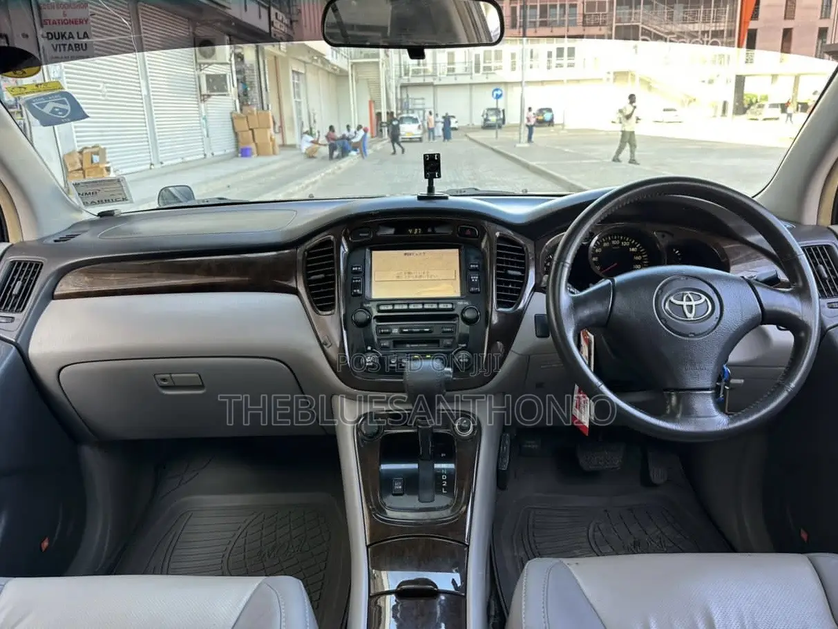Toyota Kluger 2005 Black