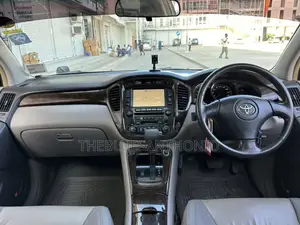 Toyota Kluger 2005 Black