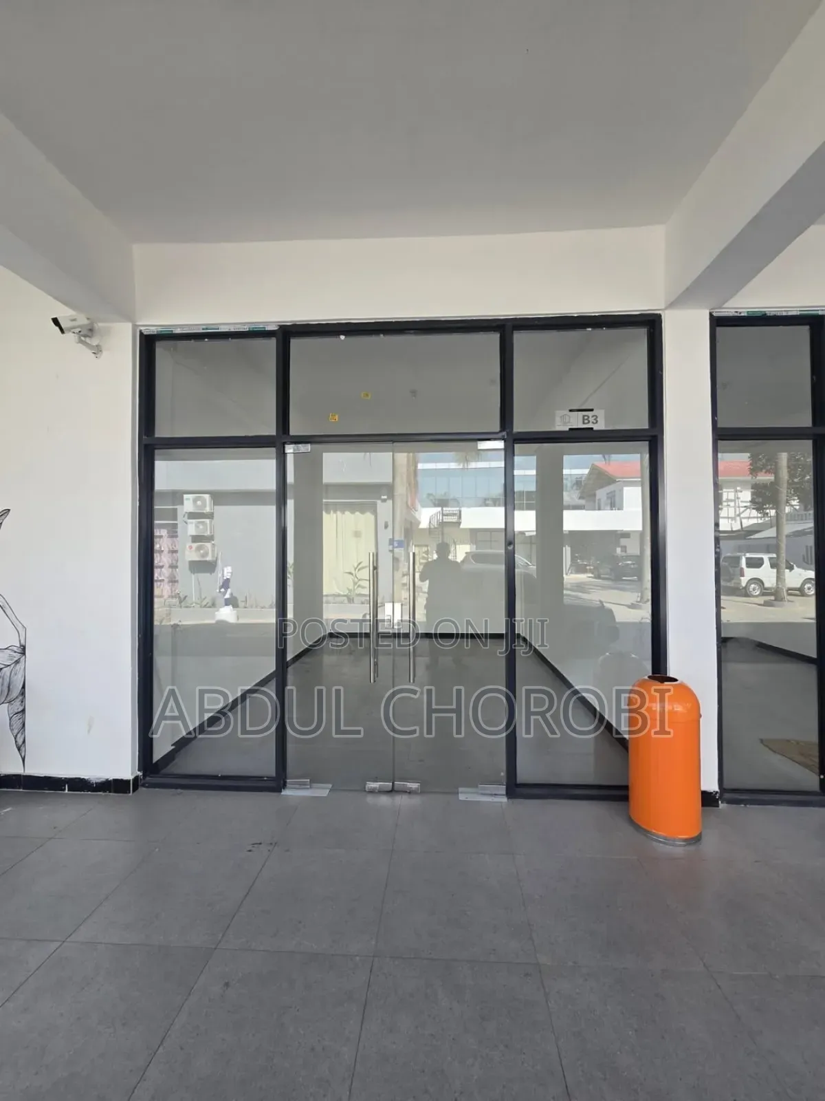 New Busnes Shop to Let Masaki