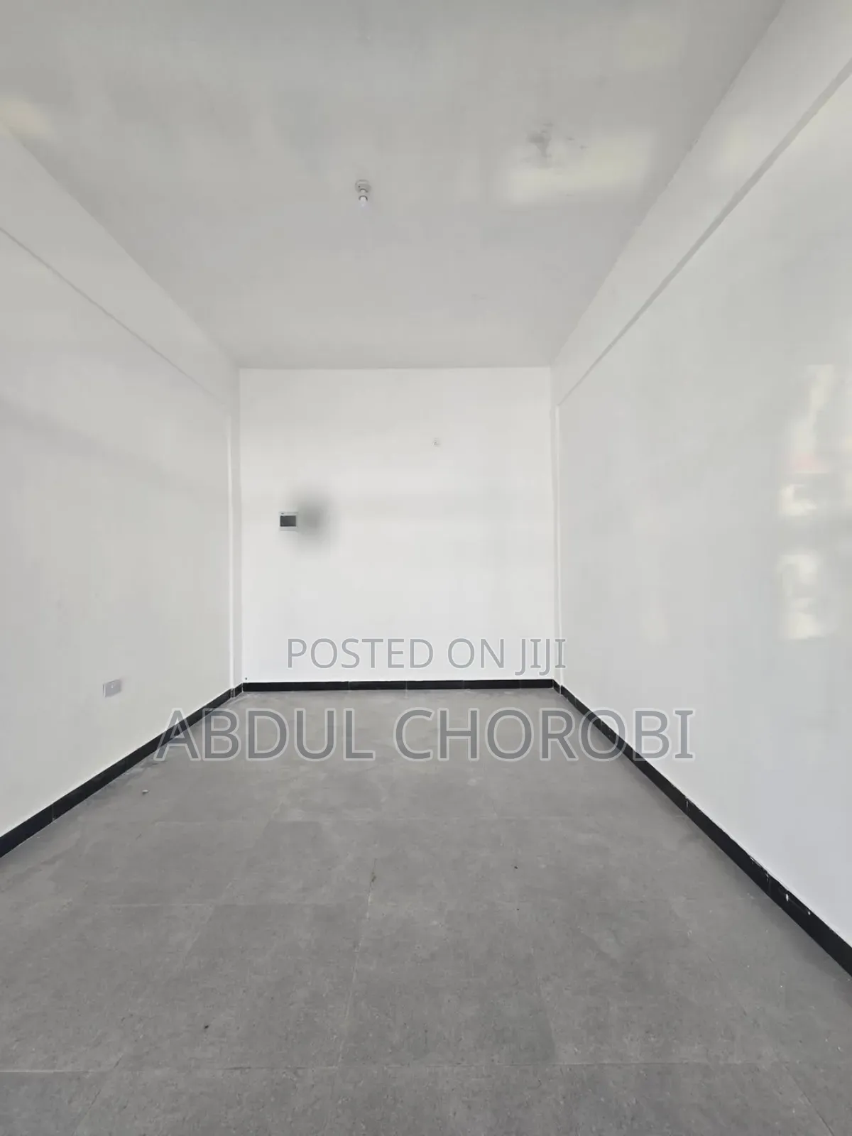 New Busnes Shop to Let Masaki
