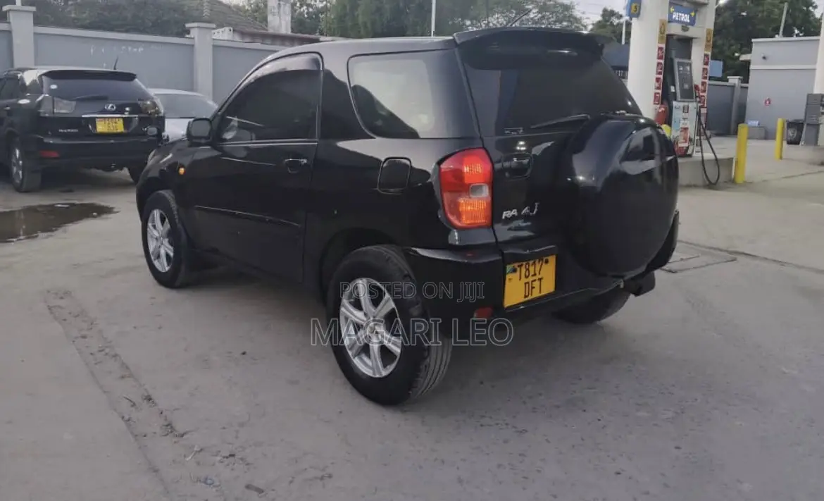 Toyota RAV4 2005 Black
