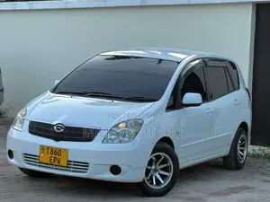 Toyota Corolla Spacio 2004 White