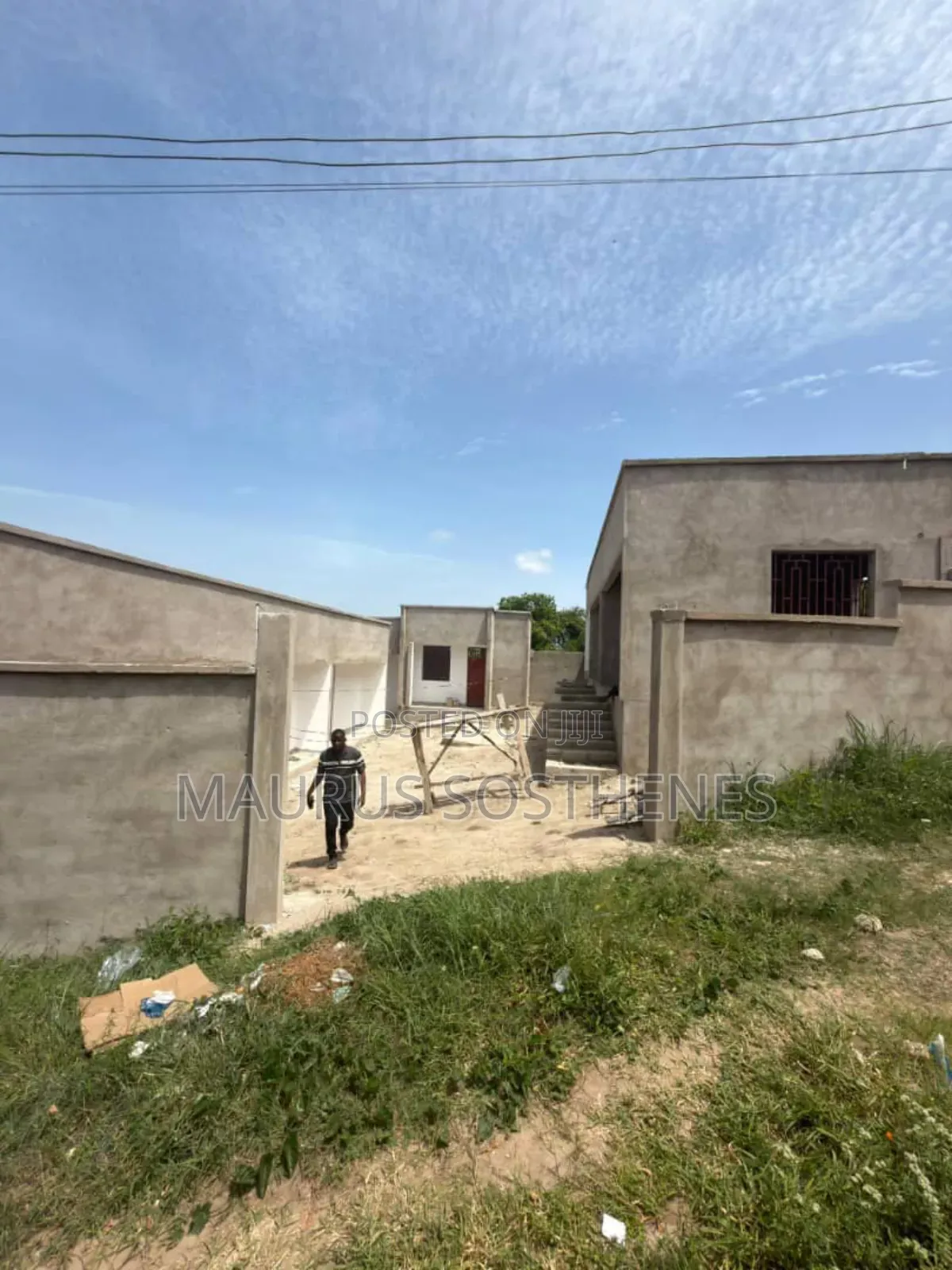 8bdrm Apartment in Matosa, Goba for sale