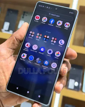 Sharp Aquos R8s pro 256 GB White