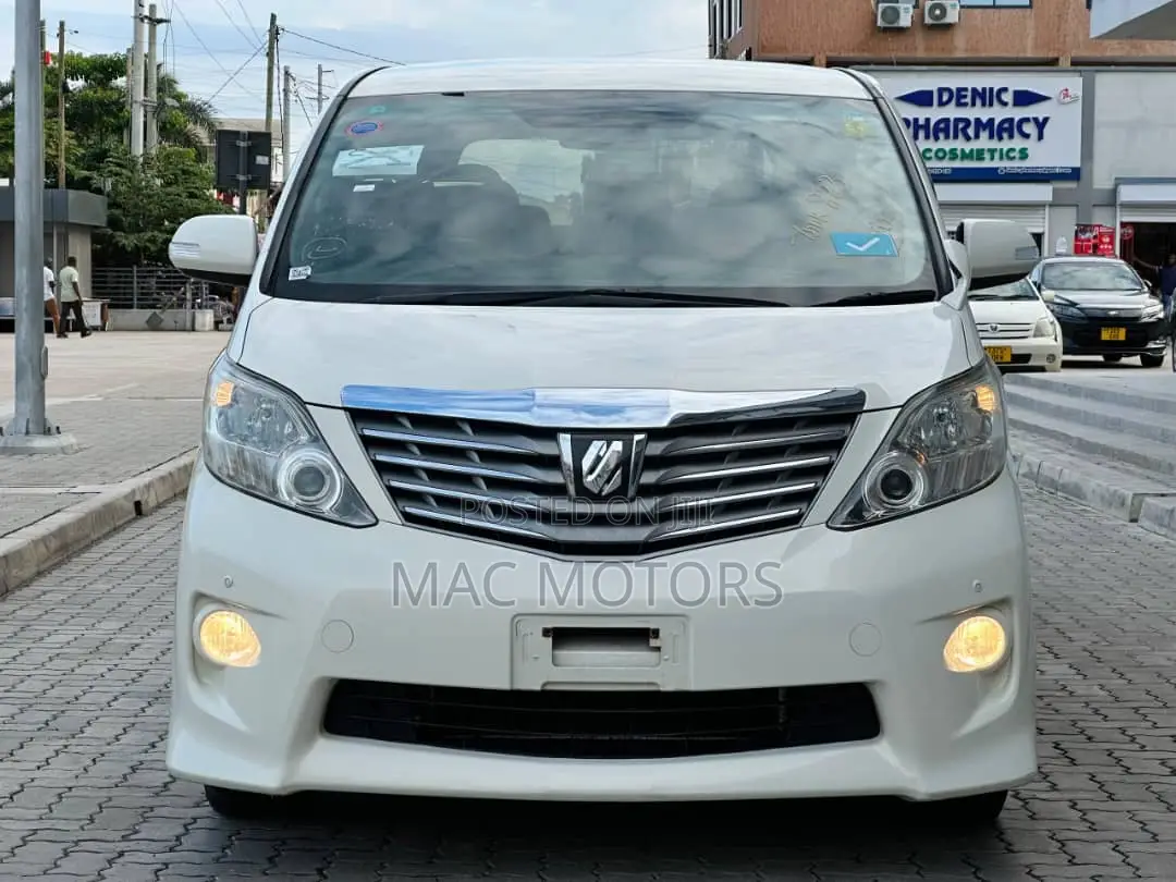 Toyota Alphard 2010 White