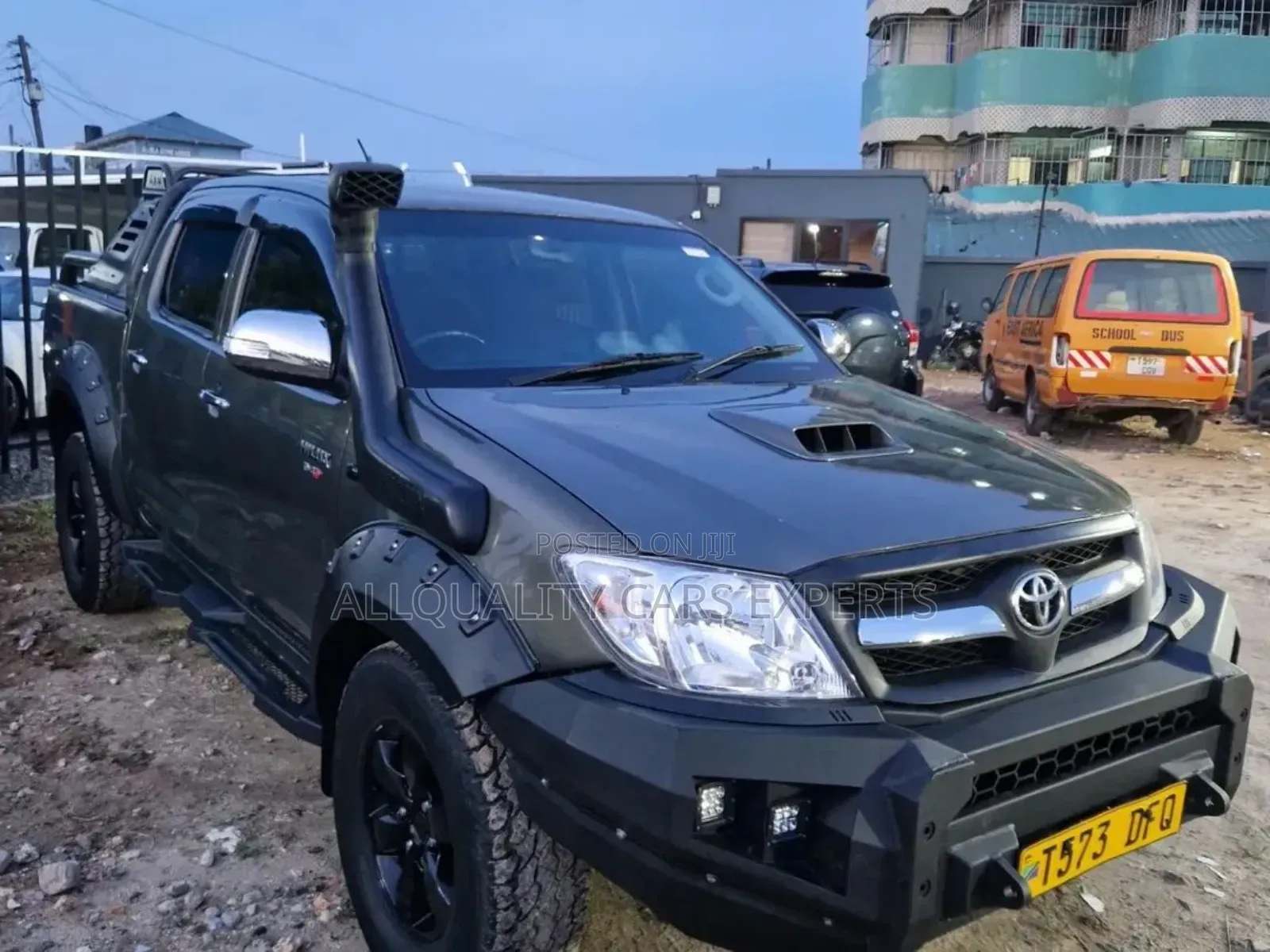 Toyota Hilux 2010 Green