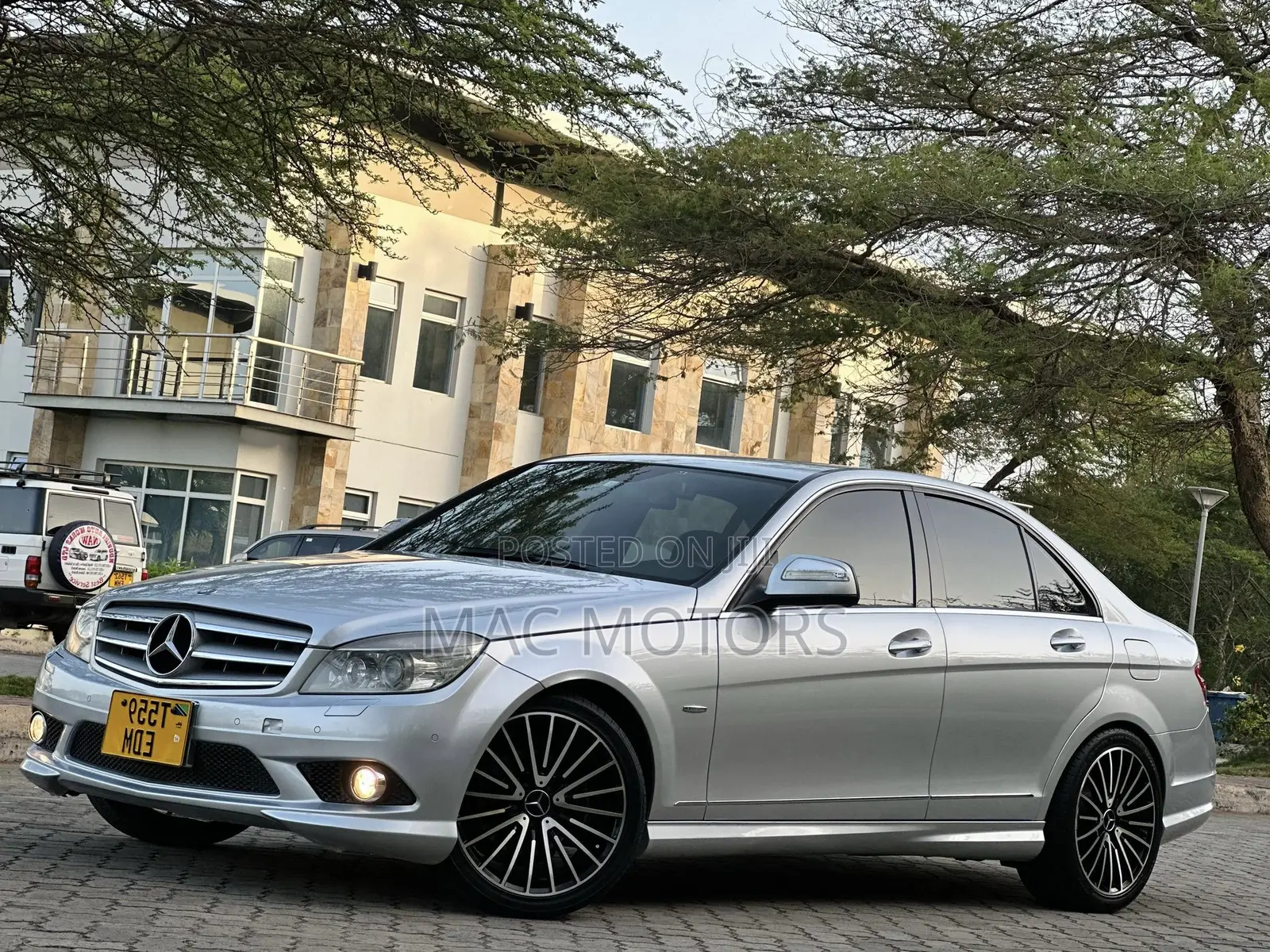 Mercedes-Benz C-Class 2007 Silver