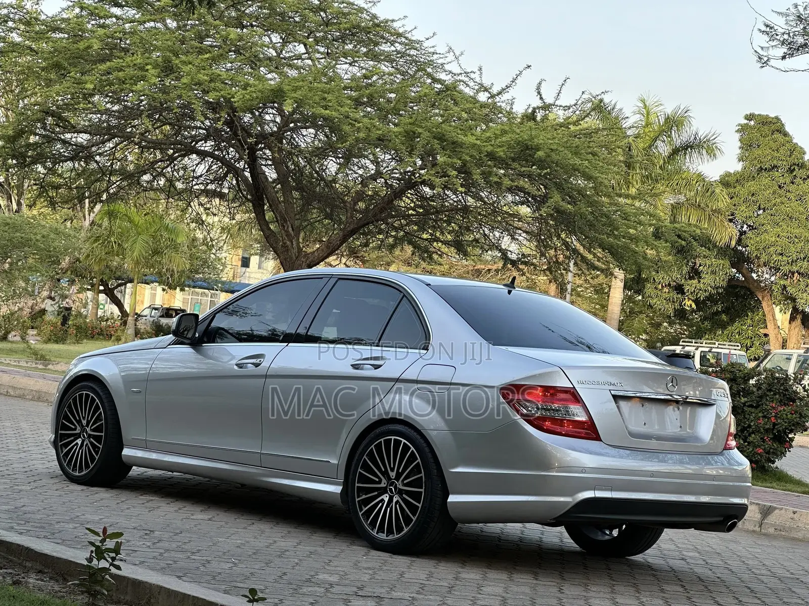 Mercedes-Benz C-Class 2007 Silver