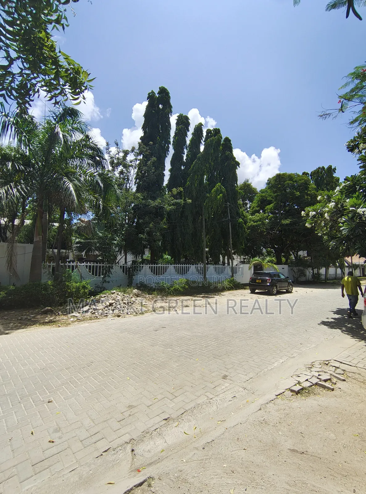 4bdrm Maisonette in Masaki, Oyster Bay for sale