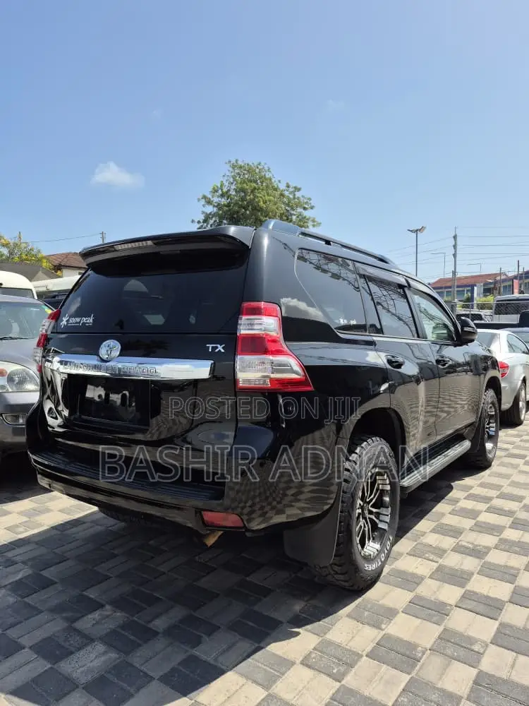 Toyota Land Cruiser Prado 2.8 2017 Black