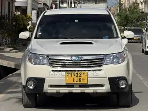 Subaru Forester 2009 Pearl