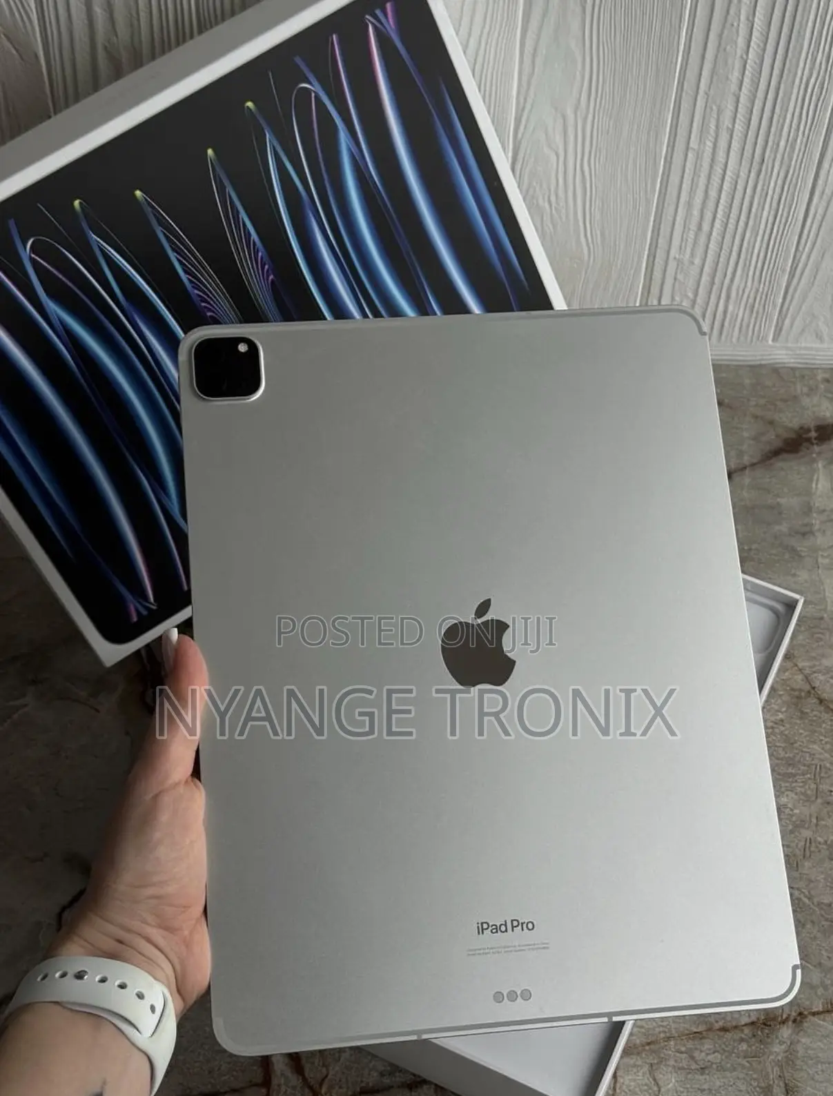 New Apple iPad Pro 12.9 (2022) 128 GB Silver