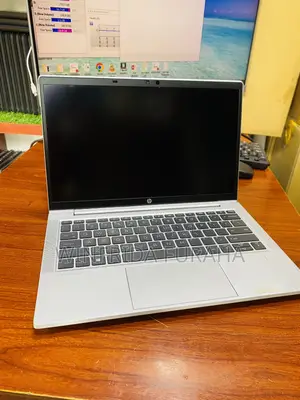 New Laptop HP 630 16GB AMD Ryzen 7 SSD 512GB