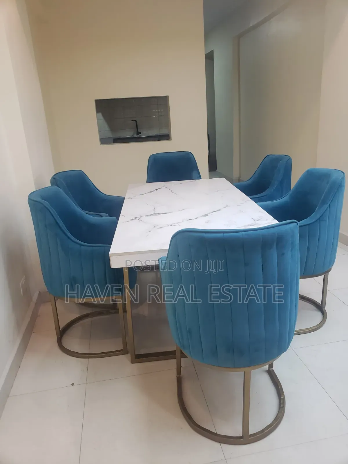 3bdrm Apartment in Upanga East for sale