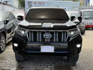 Toyota Land Cruiser Prado 2.8 2022 Black