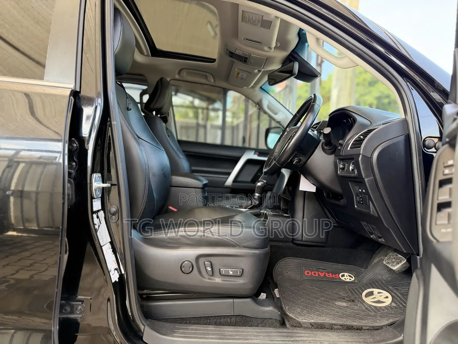 Toyota Land Cruiser Prado 2.8 2022 Black