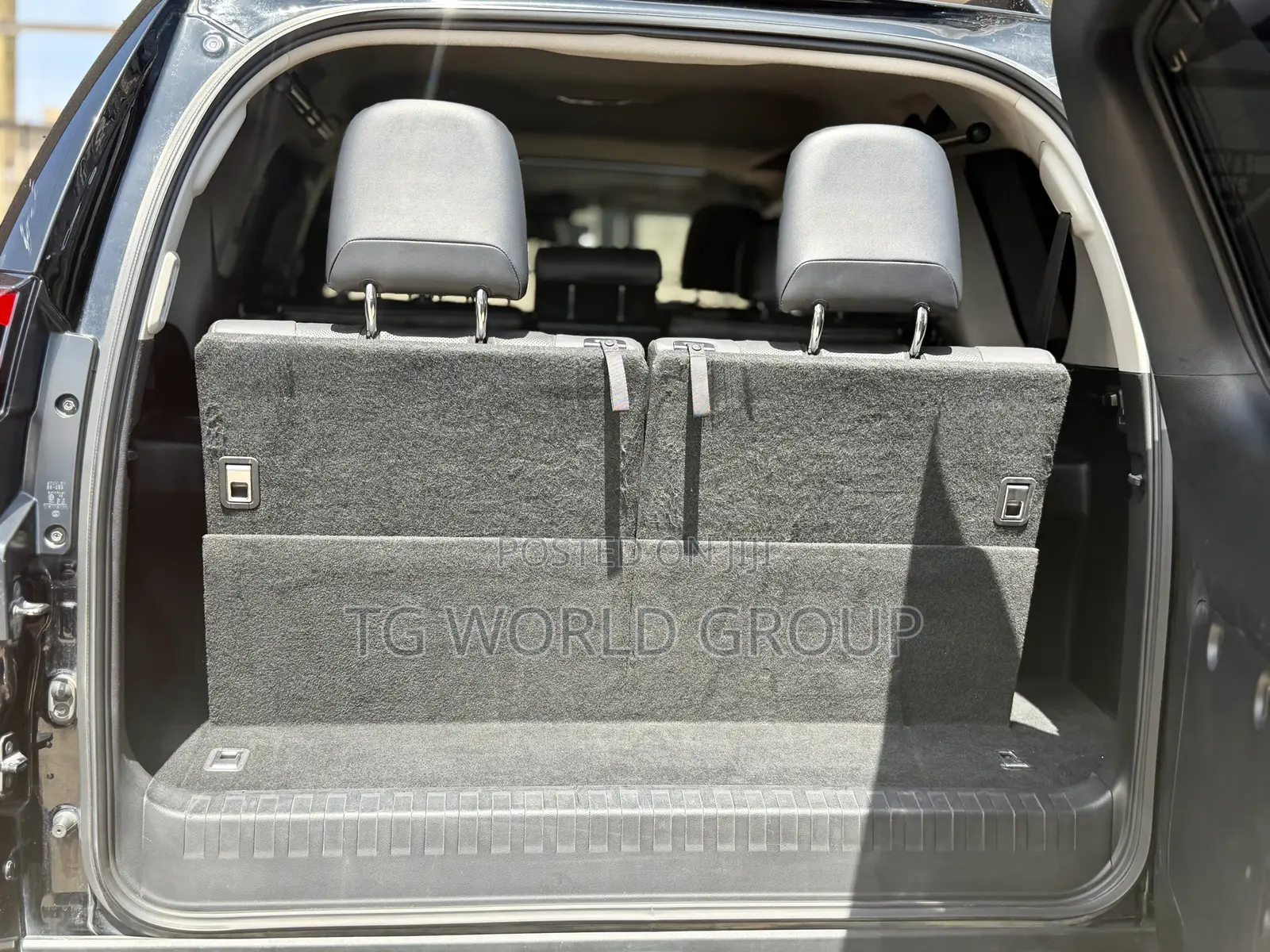 Toyota Land Cruiser Prado 2.8 2022 Black