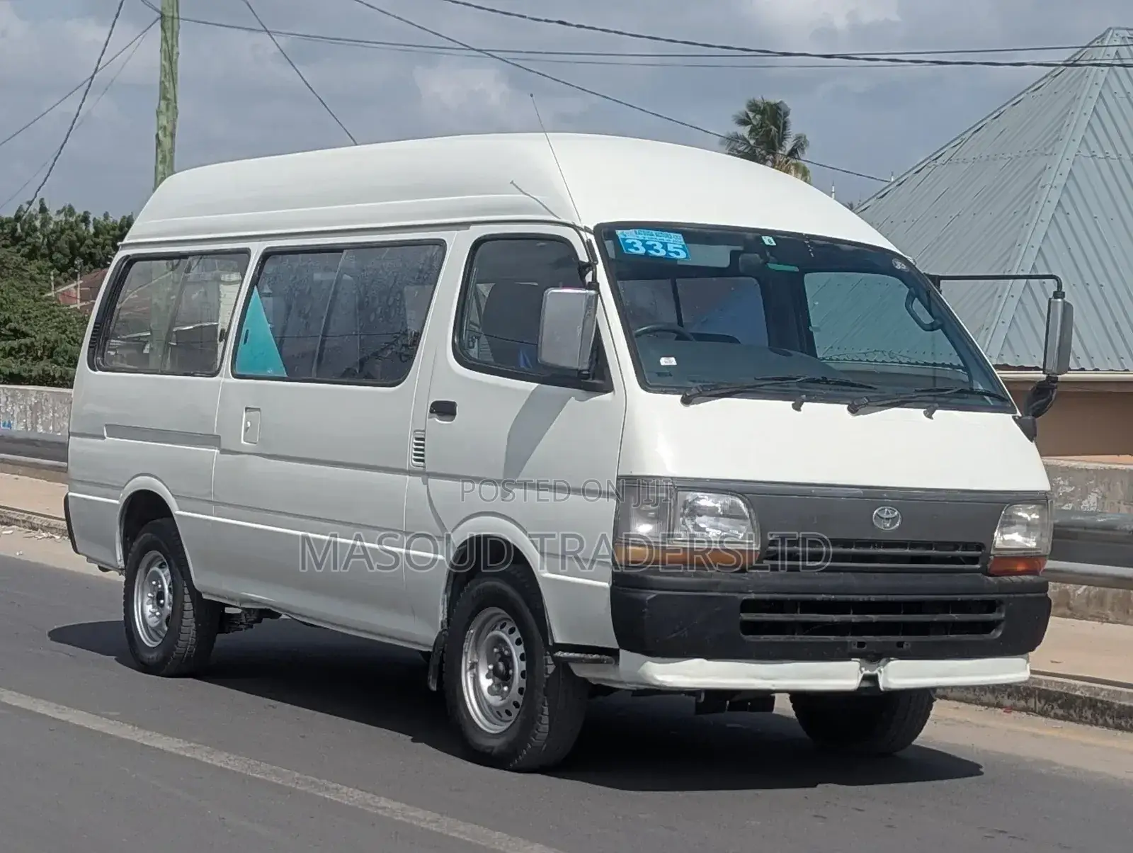 Toyota HiAce 2002 White