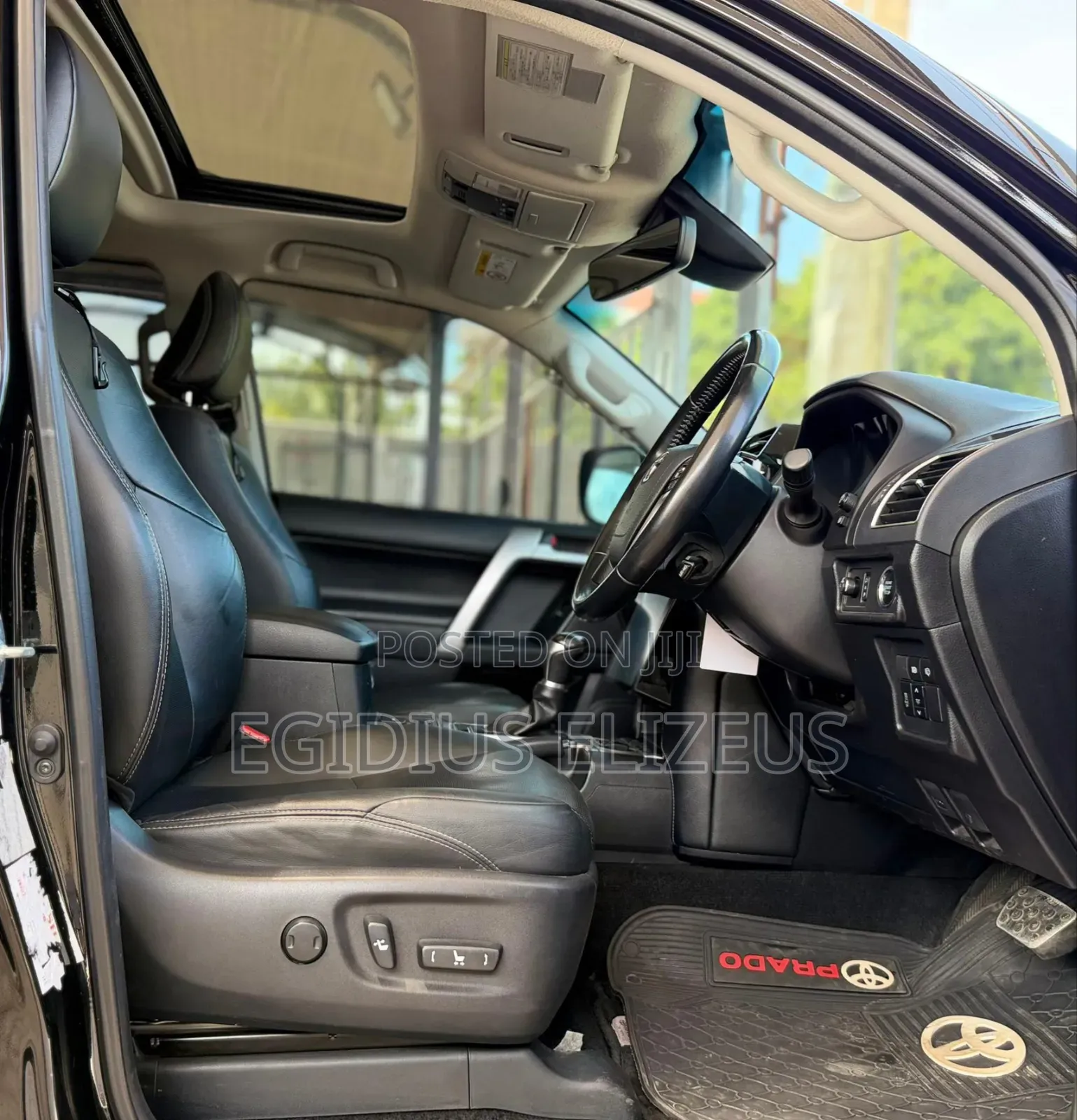 Toyota Land Cruiser Prado 2022 Black