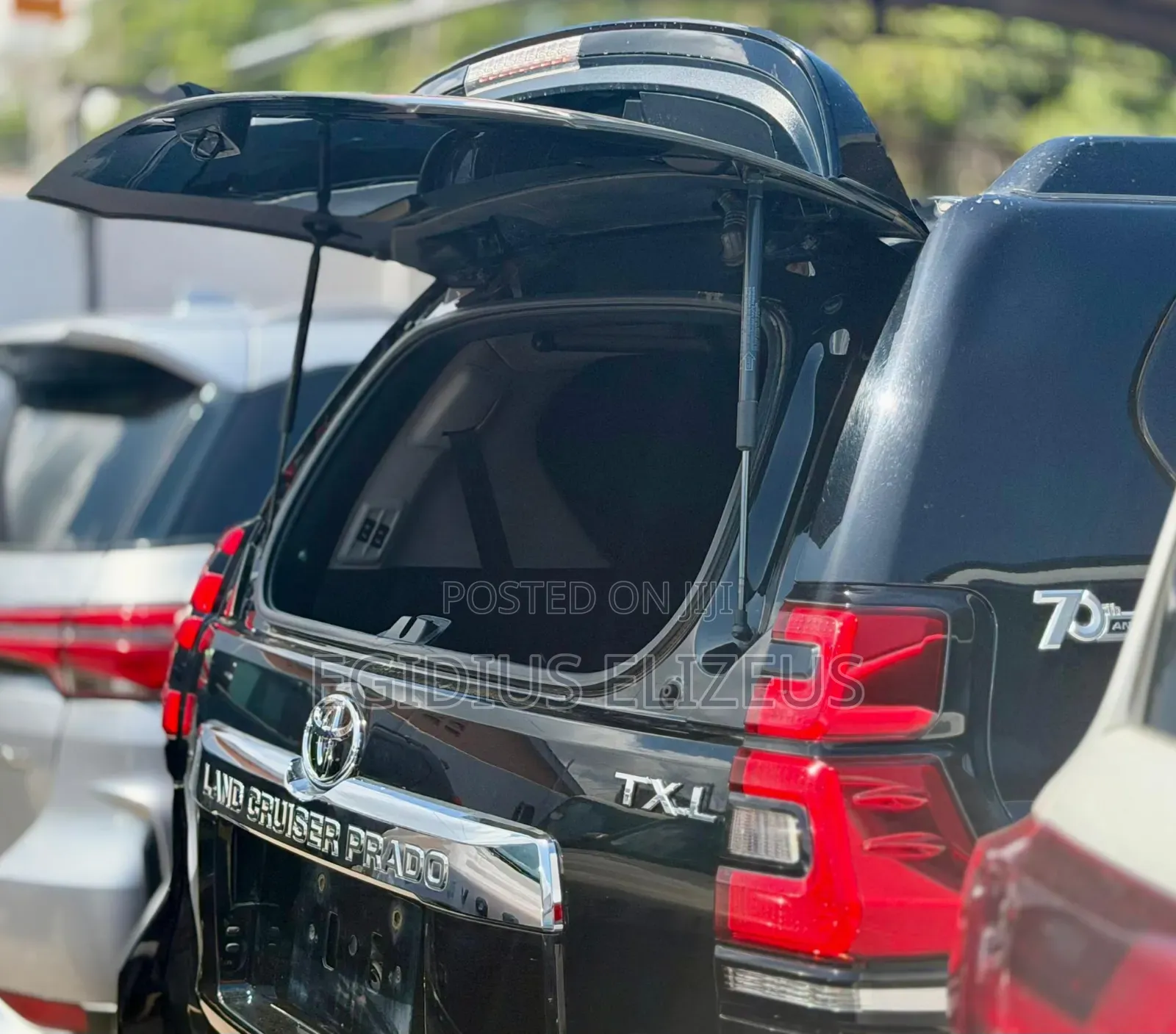 Toyota Land Cruiser Prado 2022 Black