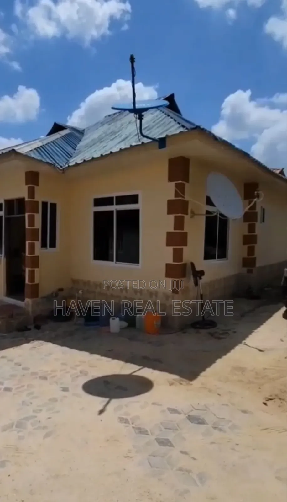 3bdrm House in Makongorosi for sale