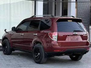 Subaru Forester 2011 Burgundy