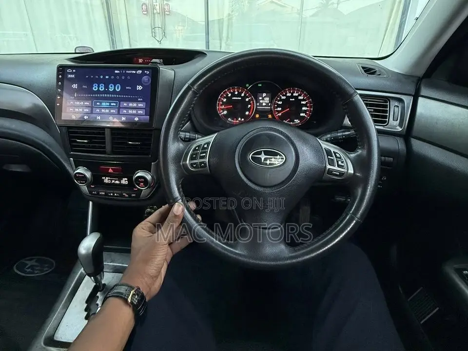 Subaru Forester 2011 Burgundy