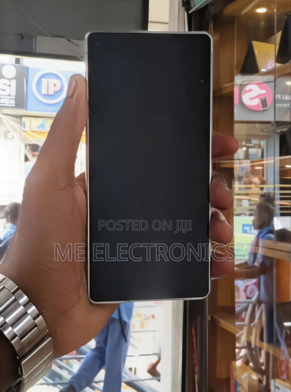 Sharp Aquos R8s pro 256 GB