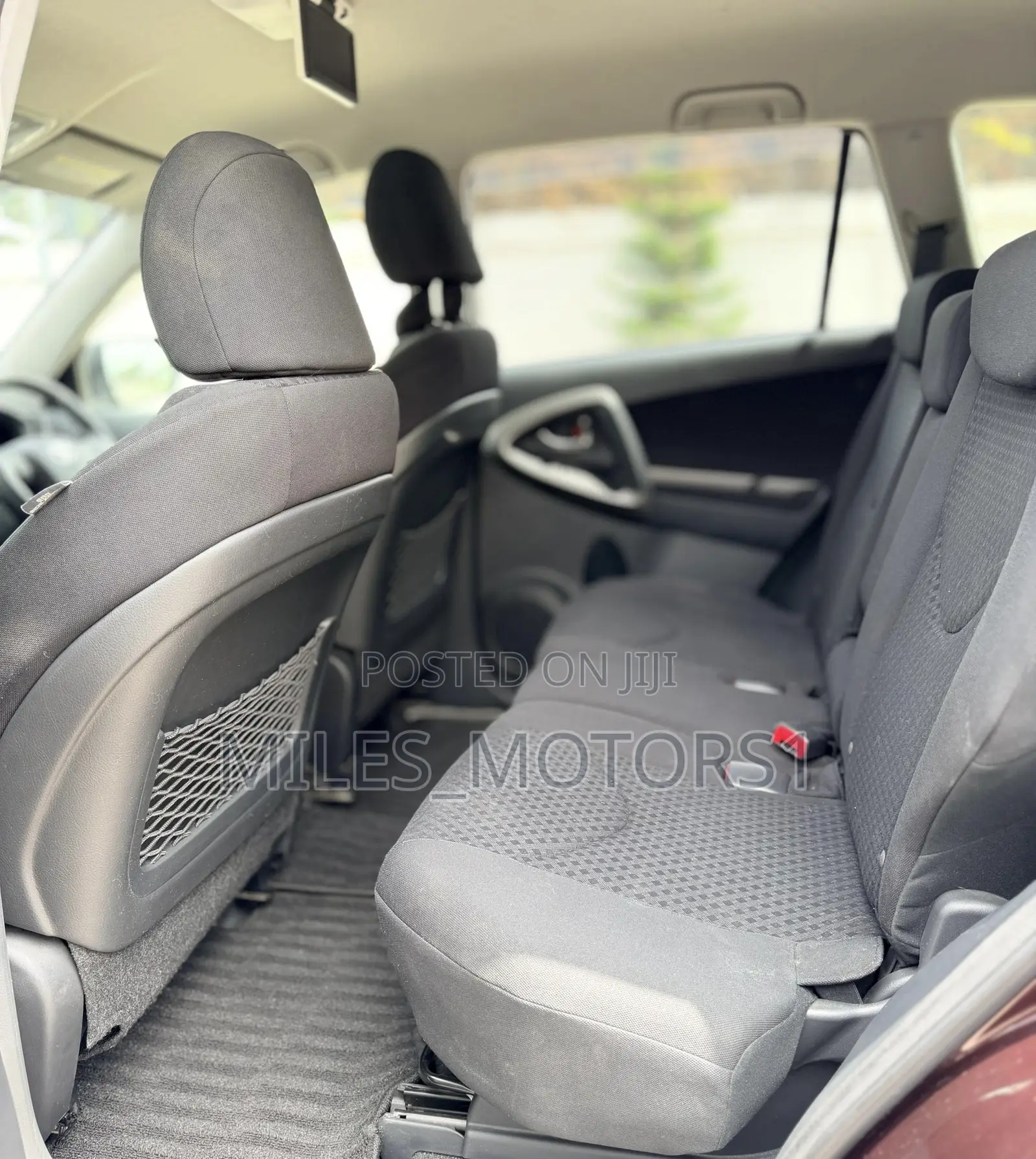 Toyota Vanguard 2011 Black