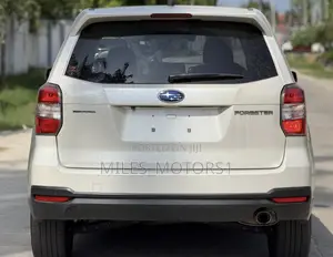 Subaru Forester 2013 White